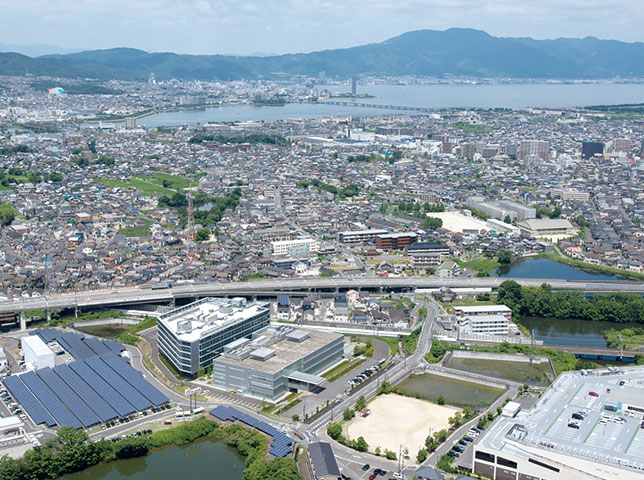 大津の研究所（※ショッピングモール「フォレオ大津一里山」のすぐ裏手です。）